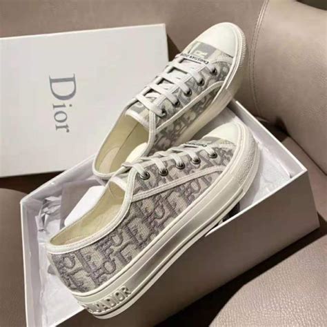 christian dior shoes women price.